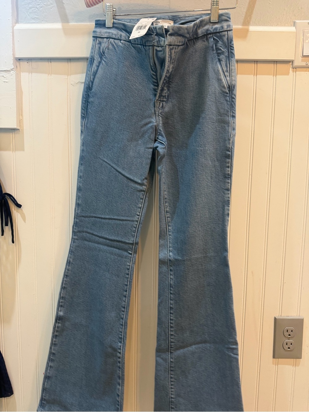 Good American Medium Wash Trouser Flared Jeans